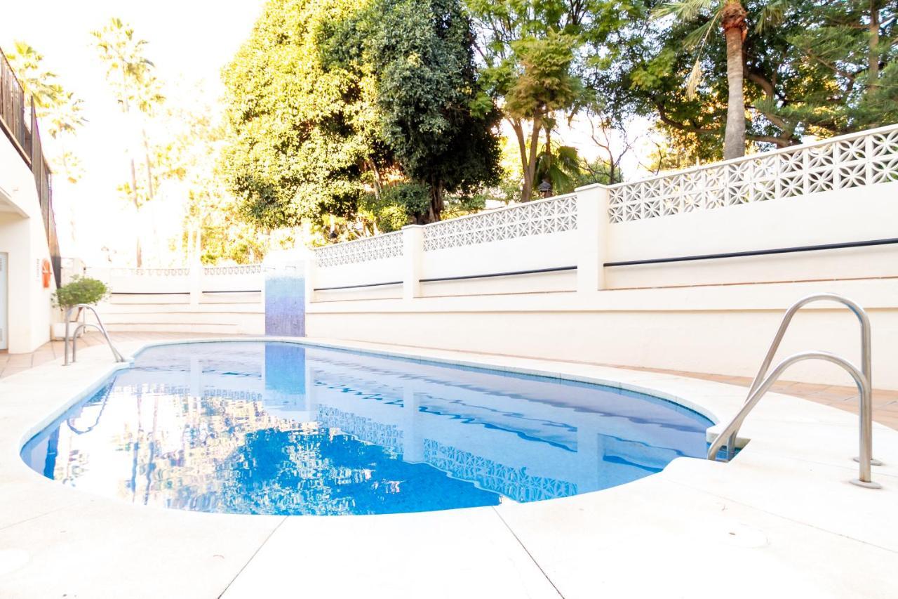 Marbella Banus Suites - Marbella Beach Front Suite Apartment Exterior foto