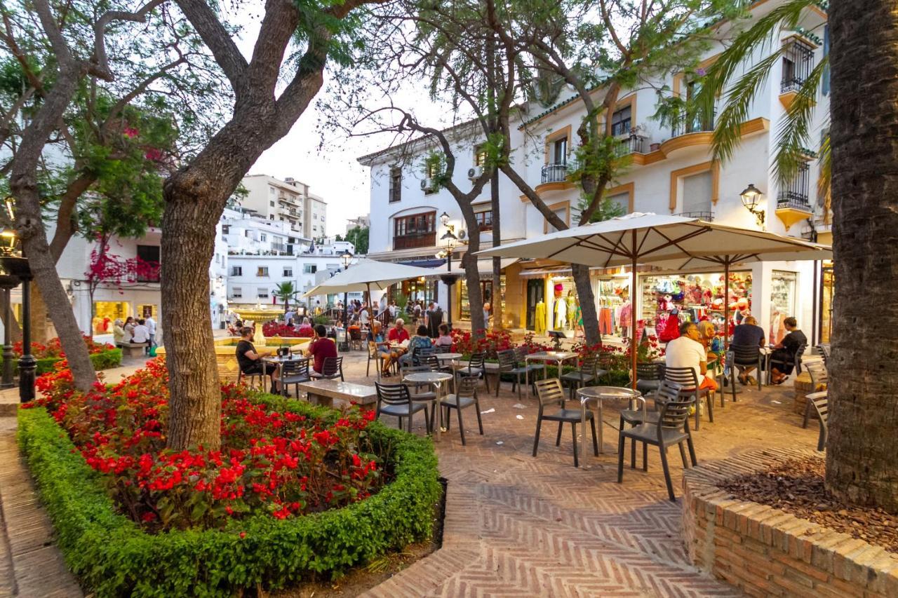 Marbella Banus Suites - Marbella Beach Front Suite Apartment Exterior foto
